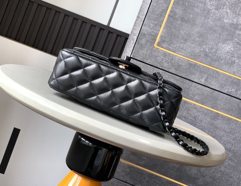 Ch**el cf series bags